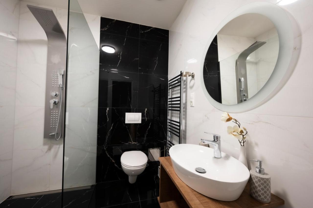 Hotel Dszsu Trenčianske Teplice المظهر الخارجي الصورة